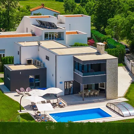 Dell Re Villa