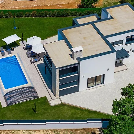 Dell Re Villa